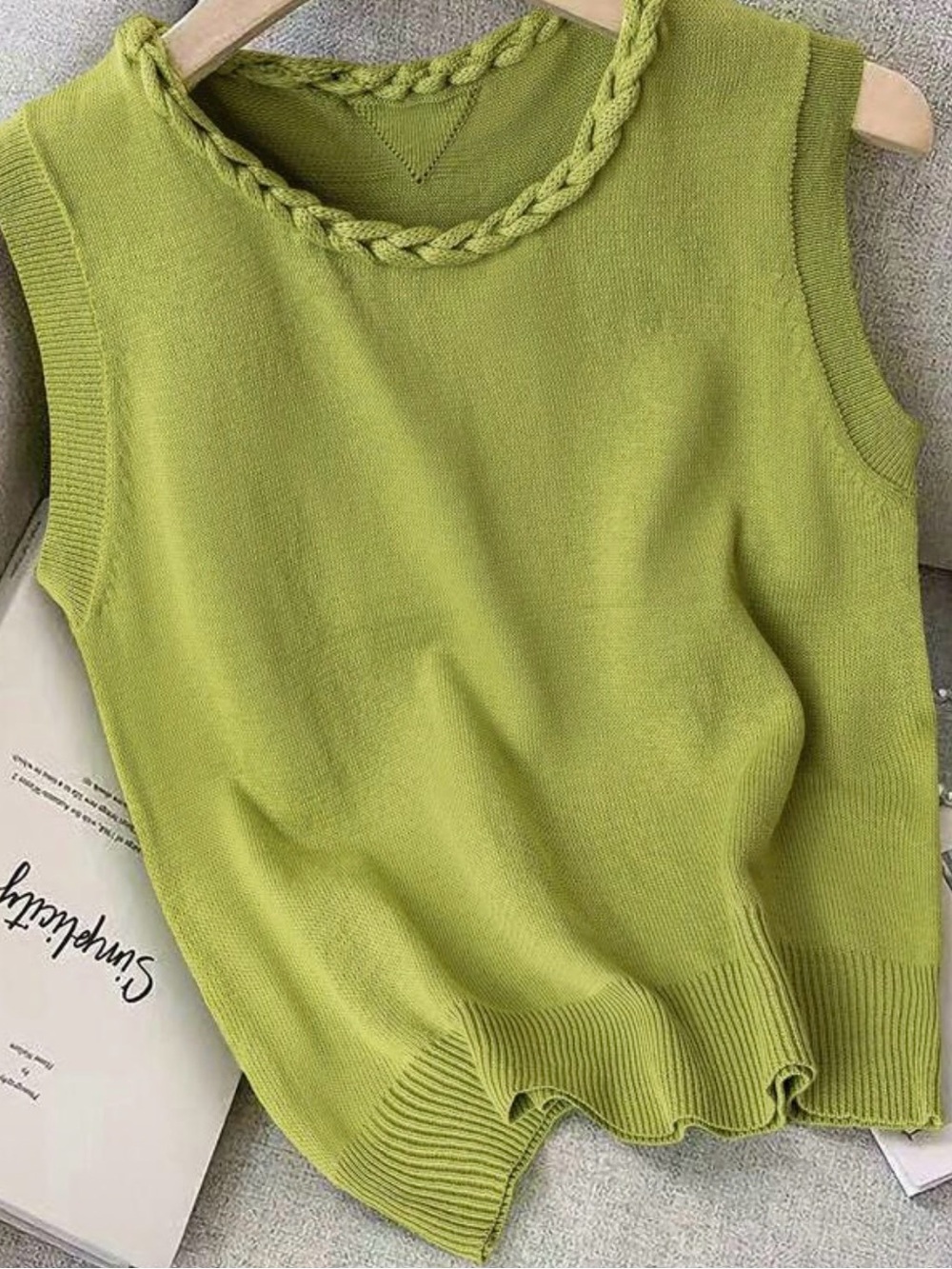 SHEIN Braided V-Neck Sleeveless Knit Top - Lime Green
